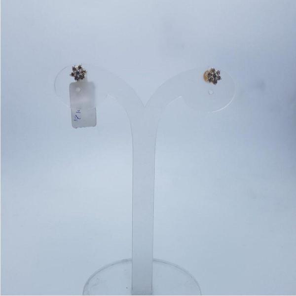 Diamond Tops in Medium Flower Style