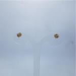 Elegant Diamond Tops Triangle Style