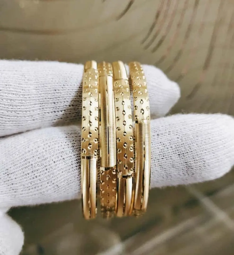 Gold Plain Bangle Pair