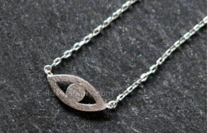 Chandi Pendants: Timeless Elegance