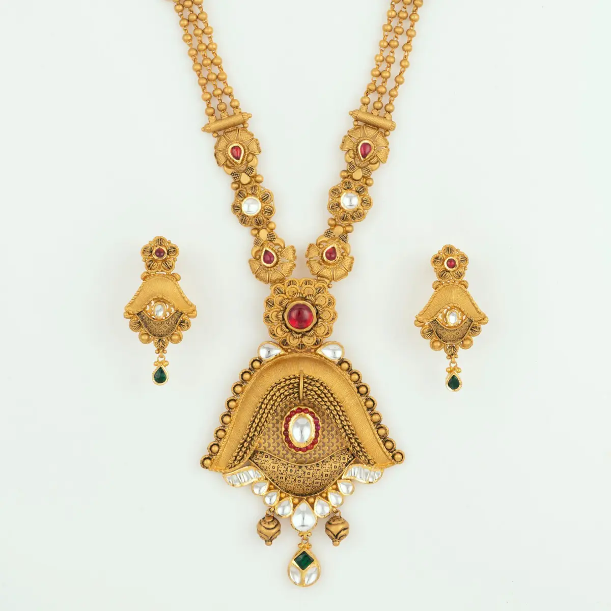 Adoreable Gold Ranihar Set in Beautiful Design for Ladies with Fabulous Antique Design