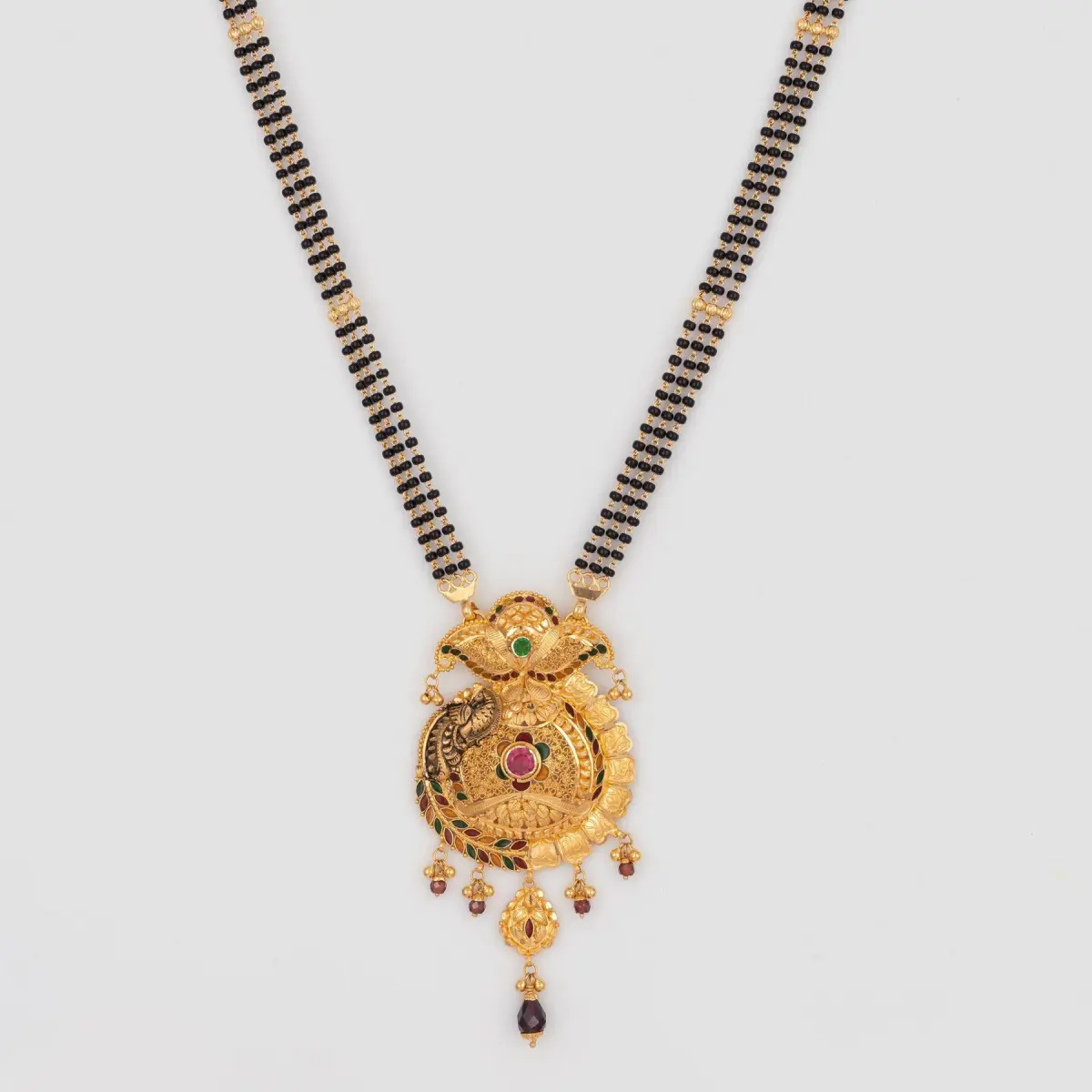 Amazing Gold Mangalsutra Pendant Set for Ladies with Beautiful Design
