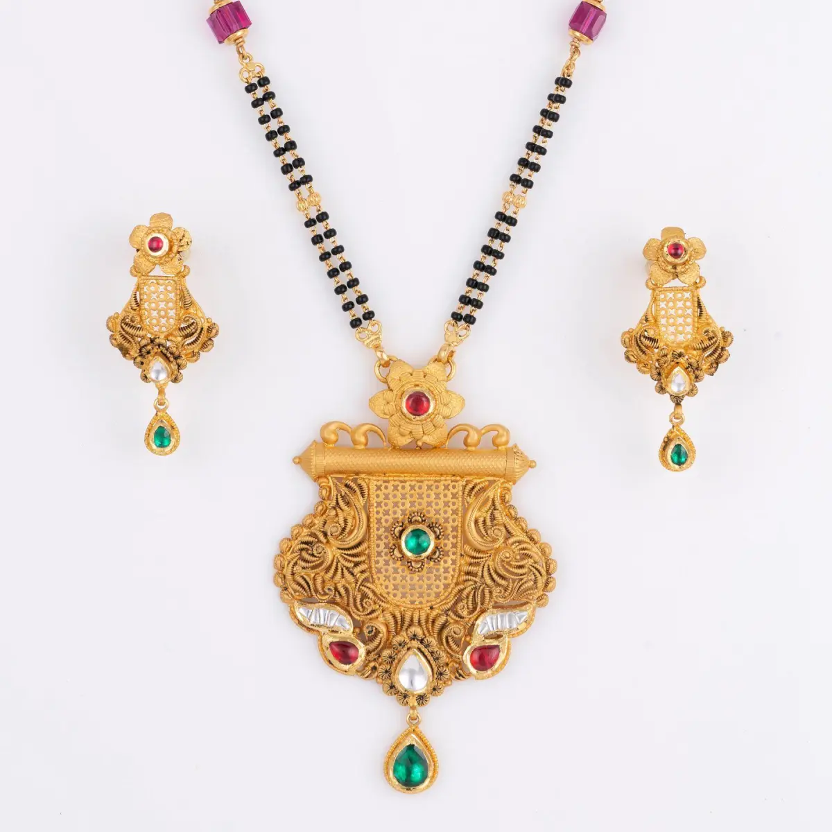 Beautiful Gold Mangal Sutra Pendant Set in Flowers Design & Stones