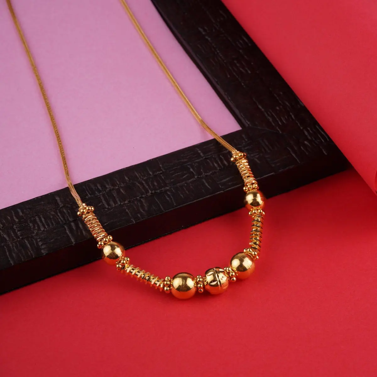 Fabulous Chain with Beautiful Design For Ladies