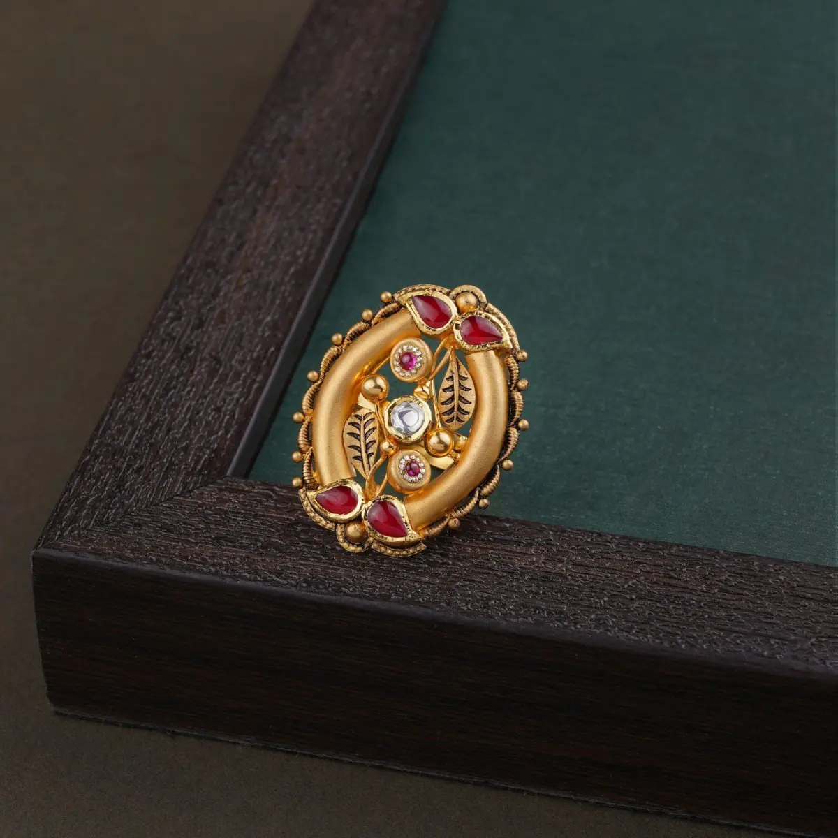 Amazing Gold Cocktail Ring for Ladies in Leaf Design