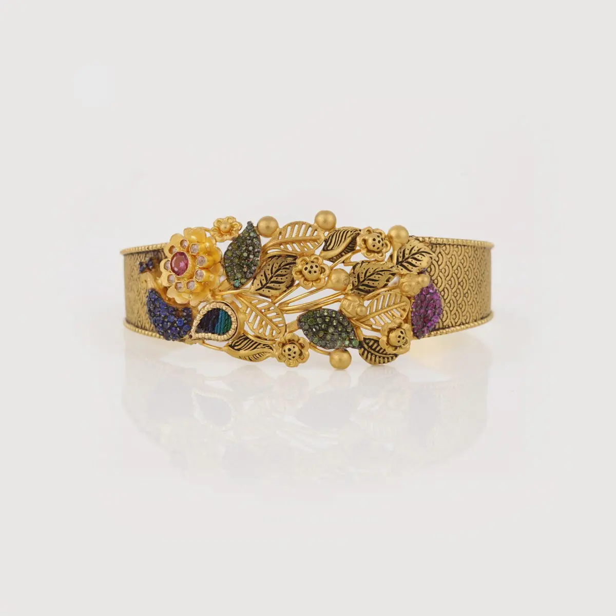 Beautiful Flowers & leaf Design Gold Bracelet with Kundan work for Ladies