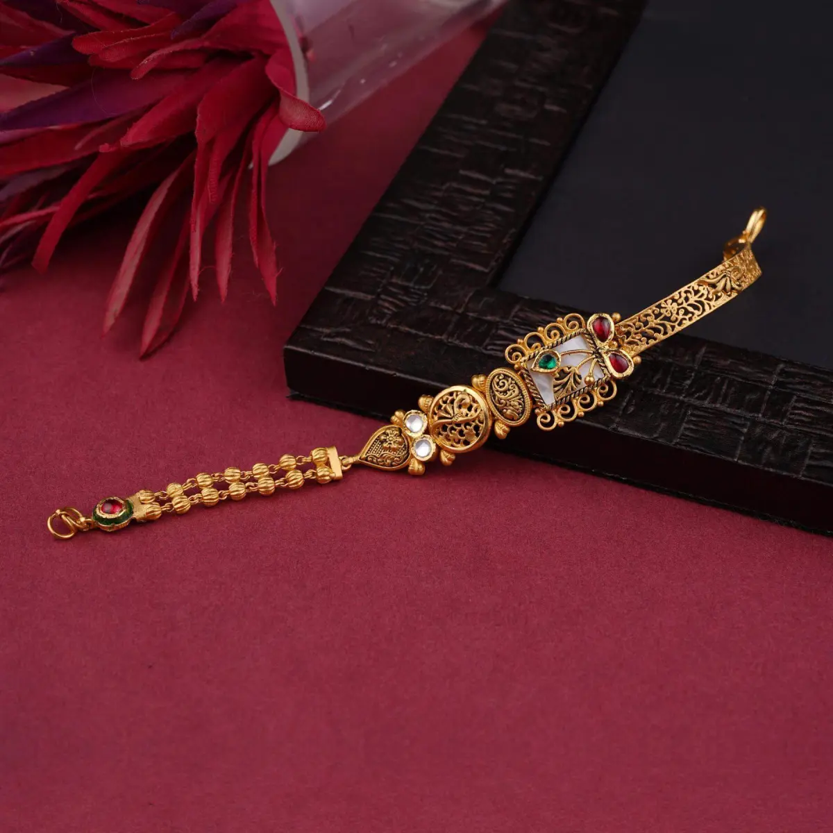 Beautiful Gold Antique Bracelet for ladies with Fancy Design