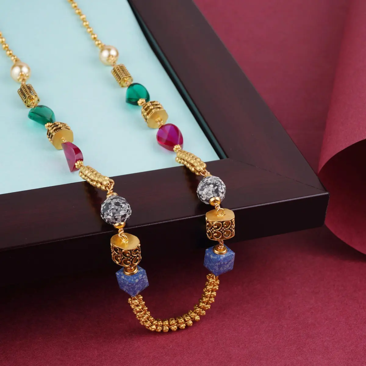 916 Hallmark Gold Matar Mala Chain with Square Shape and Round Shape Pearls