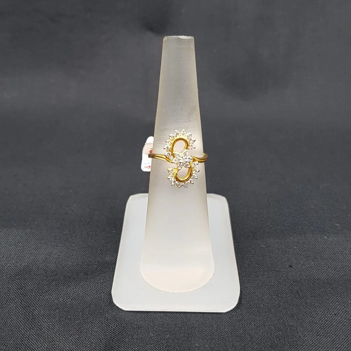 Adoreable Diamond Ring S shape for Ladies