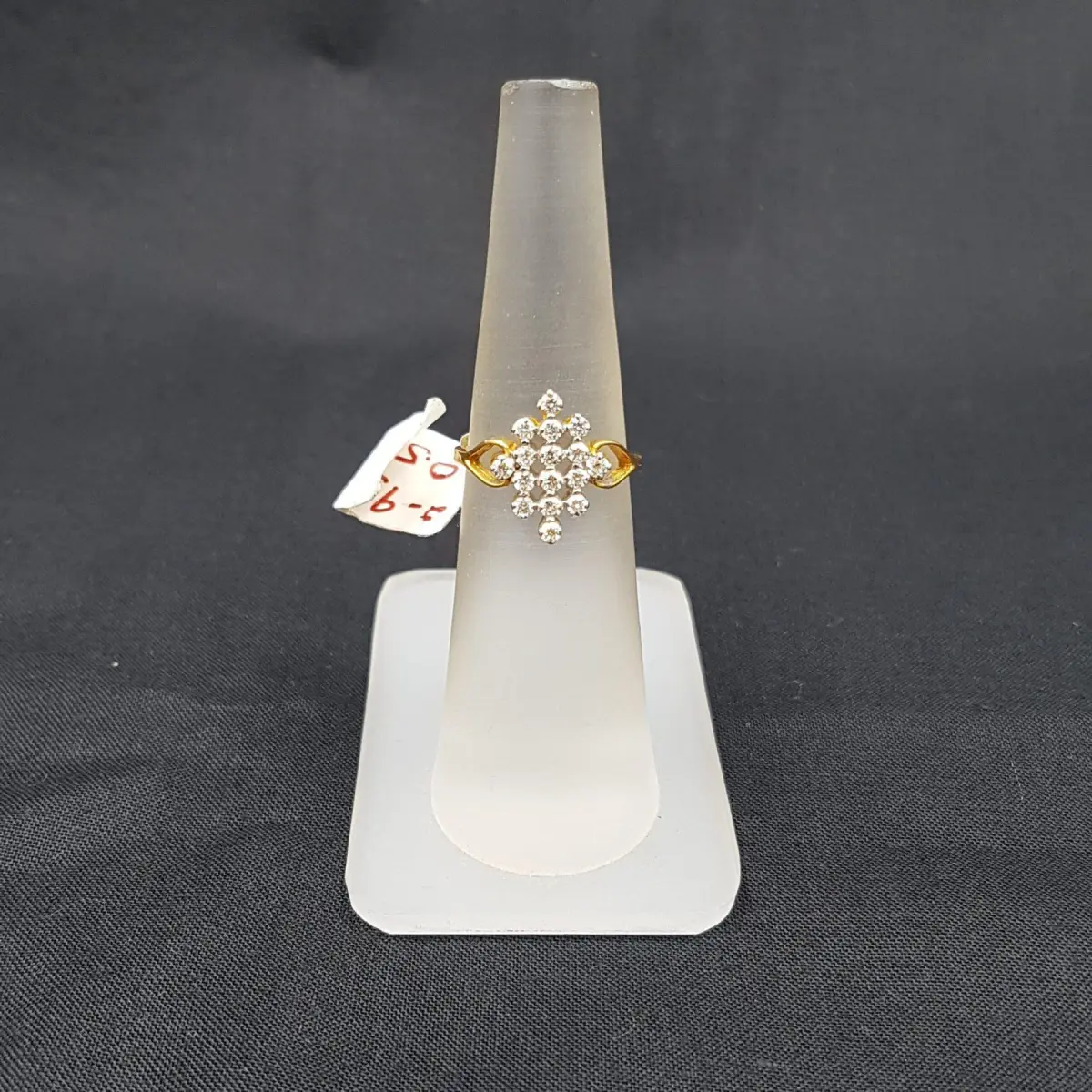 Diamond Ring Dot style in Beautiful Design