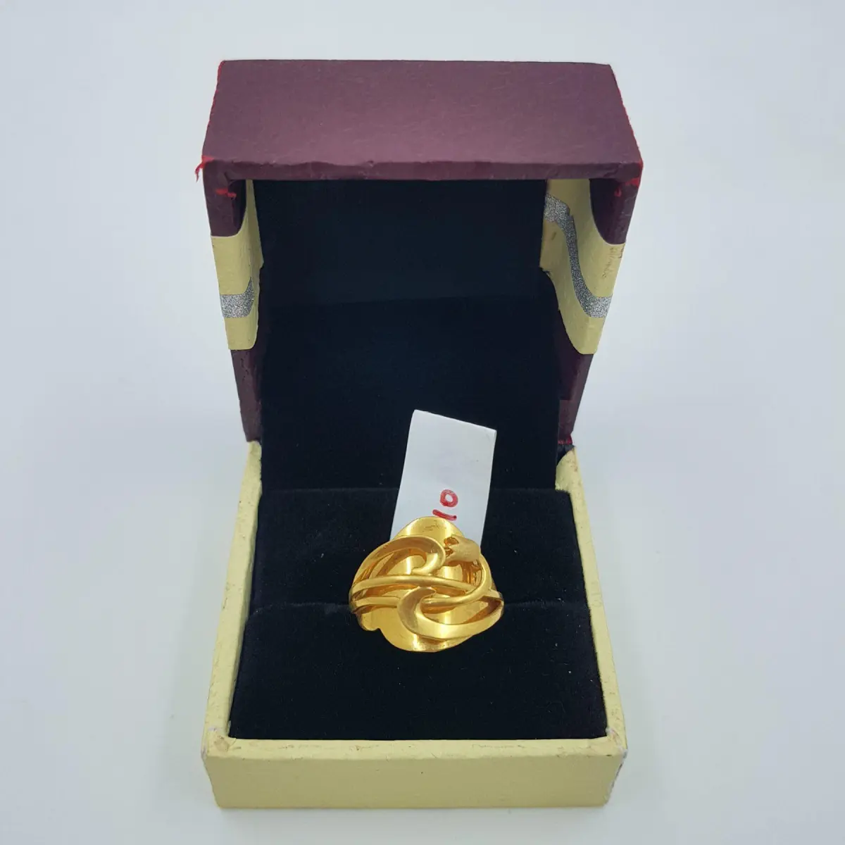 Gold Ladies Ring with Amazing Plain Design