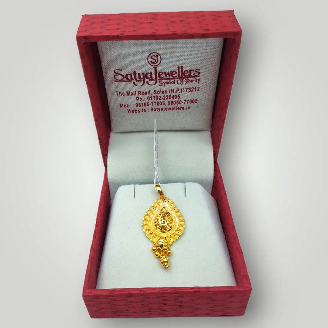 Beautiful Yellow Gold Pendant with Plain Design for Ladies
