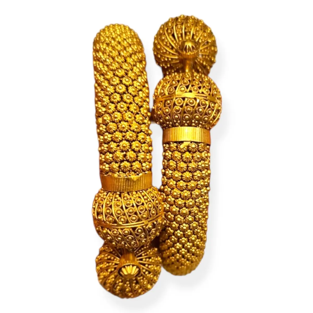 Adoreable Traditional Kara Pair with Amazing Design