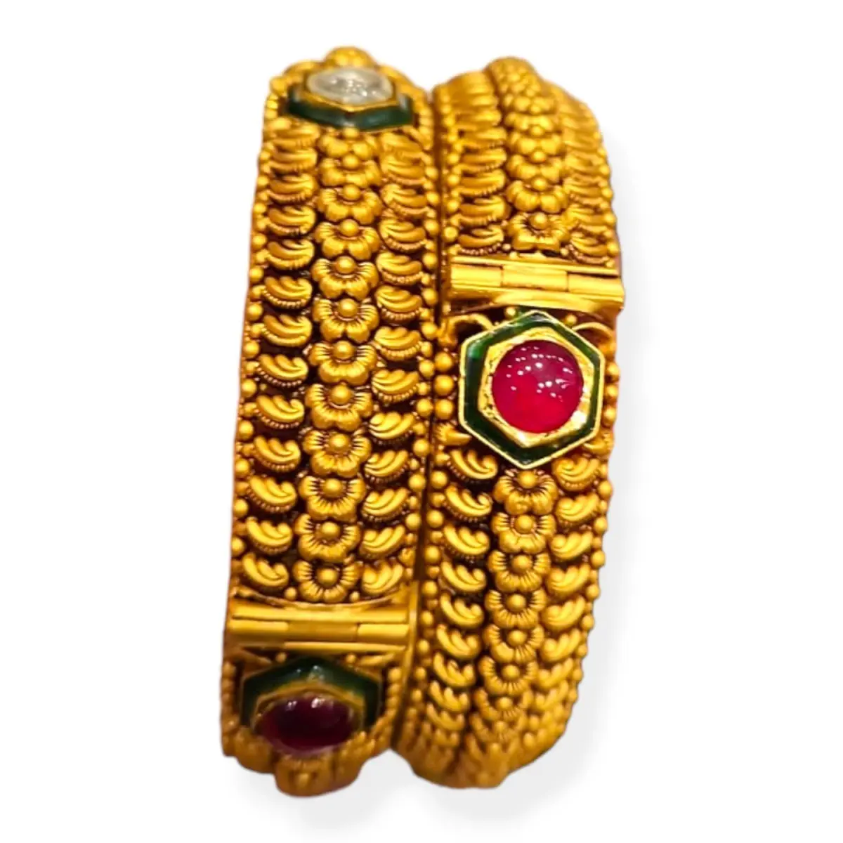 Beautiful Kundan Kara Pair for Ladies with Amazing Design