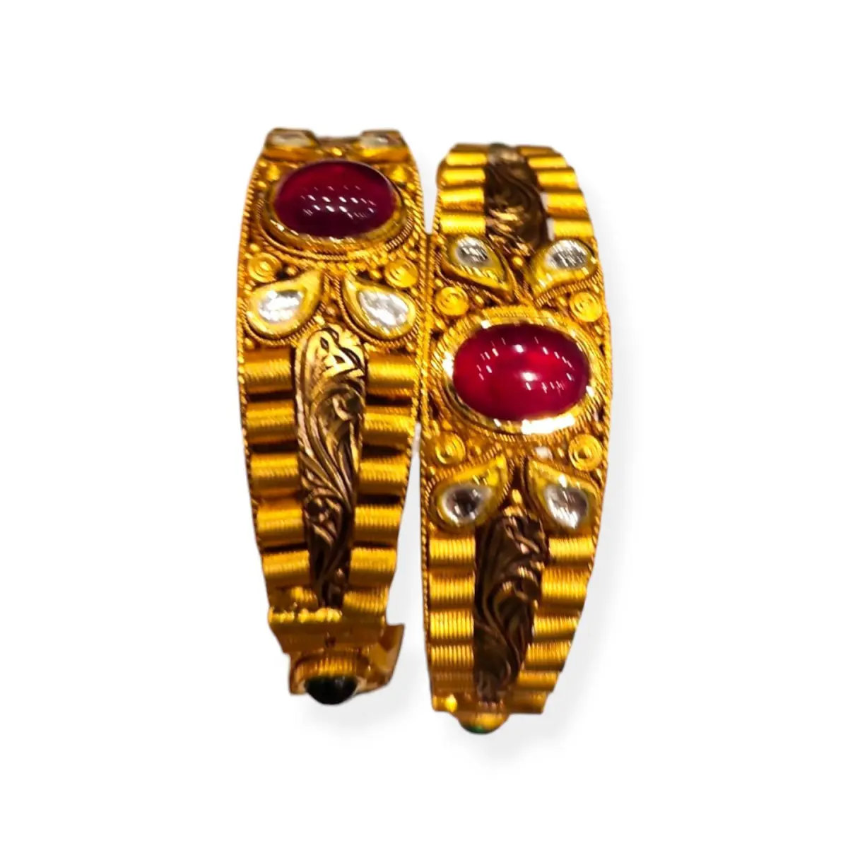 Beautiful Gold Light Weight Antique Kara Pair with Fabulous Design