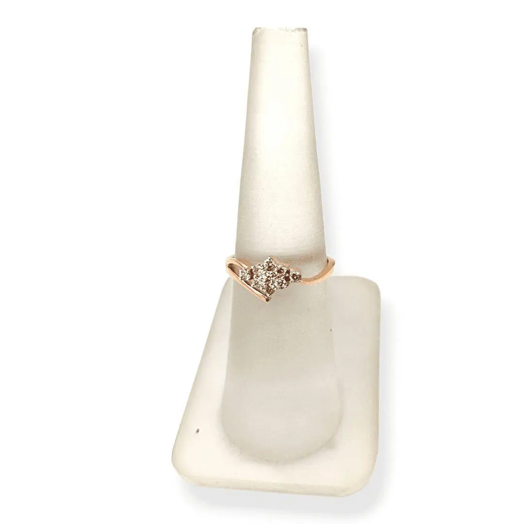 Adorable Rose Gold Diamond Ring for Ladies