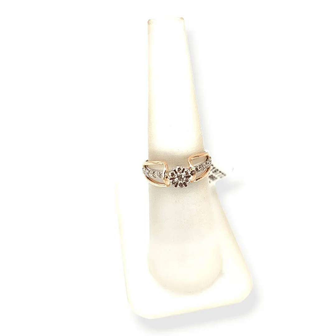 Beautiful Diamond Ring in Rose Gold with Amazing Design