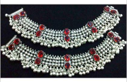 Payal Design: Traditional Anklet Adornments